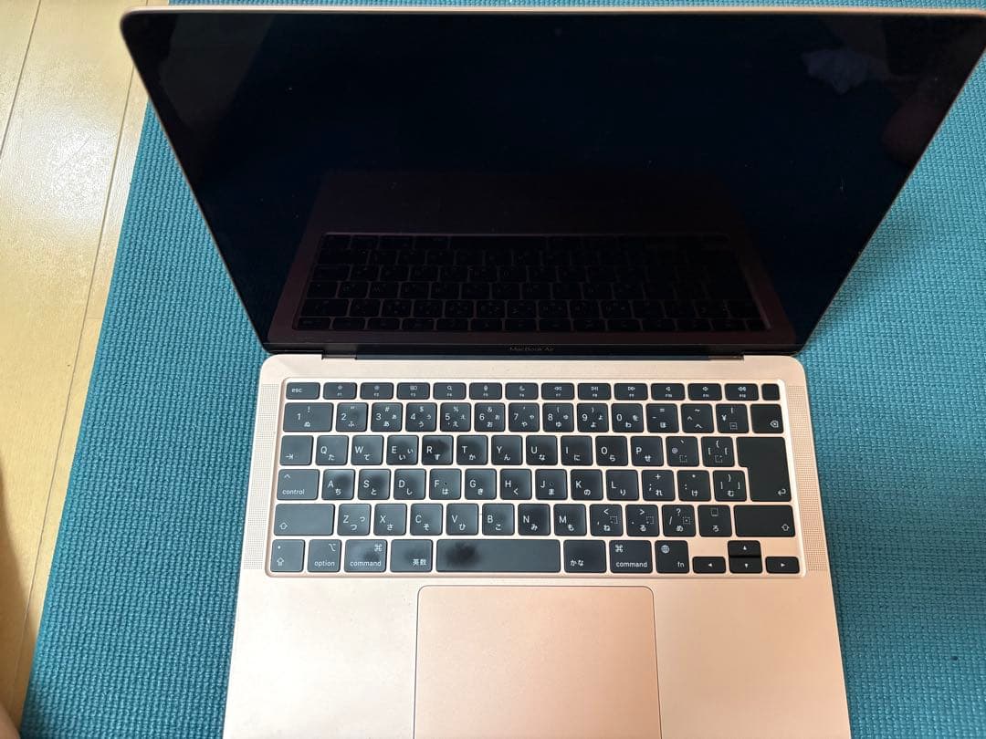 MacBookAir 2020 Apple M1 8G SSD256G ゴールド