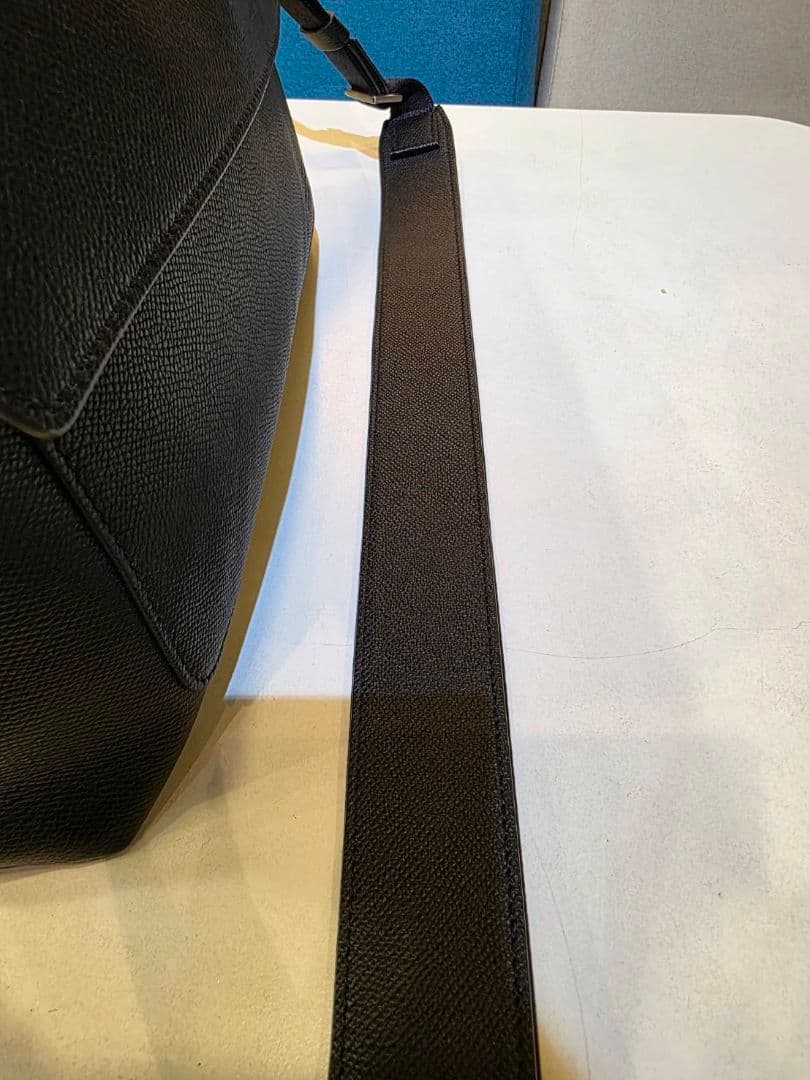 ワープロラックス レザーショルダーバッグ