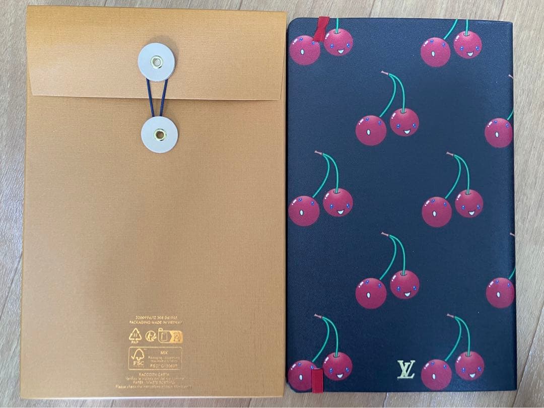 Louis Vuitton ノート　村上隆