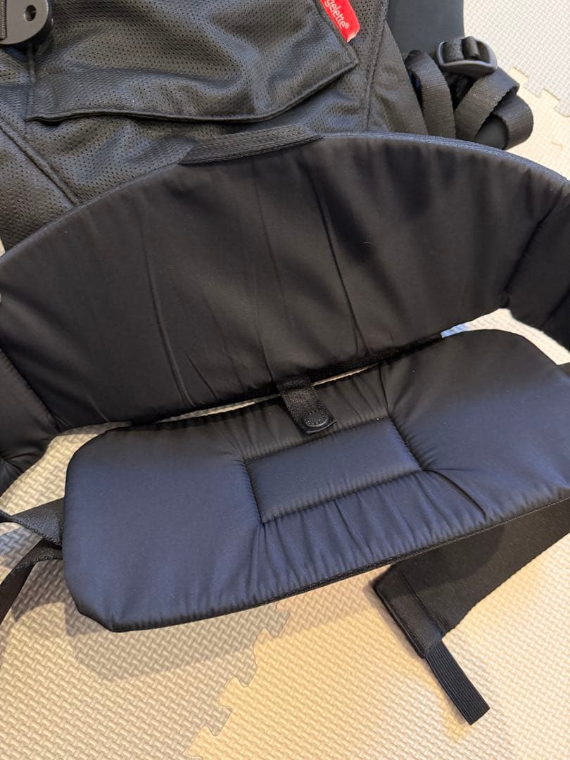 【極美品】アンジェレッテクアトロエアー3.2 抱っこ紐