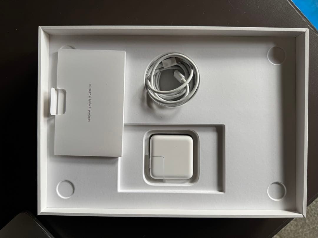 セール中Apple MacBook Air M1 シルバー16GB512GB