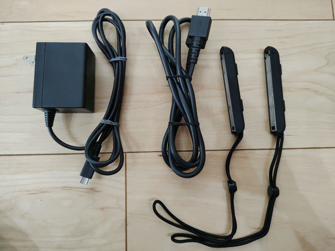 Nintendo Switch 本体・付属品完備 ※箱無し