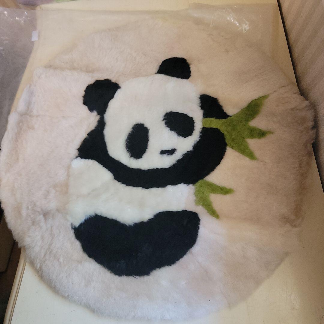 ご契約済みです！　3枚　ムートンラグマット　パンダ座布団ヴィンテージ倉庫片付け品