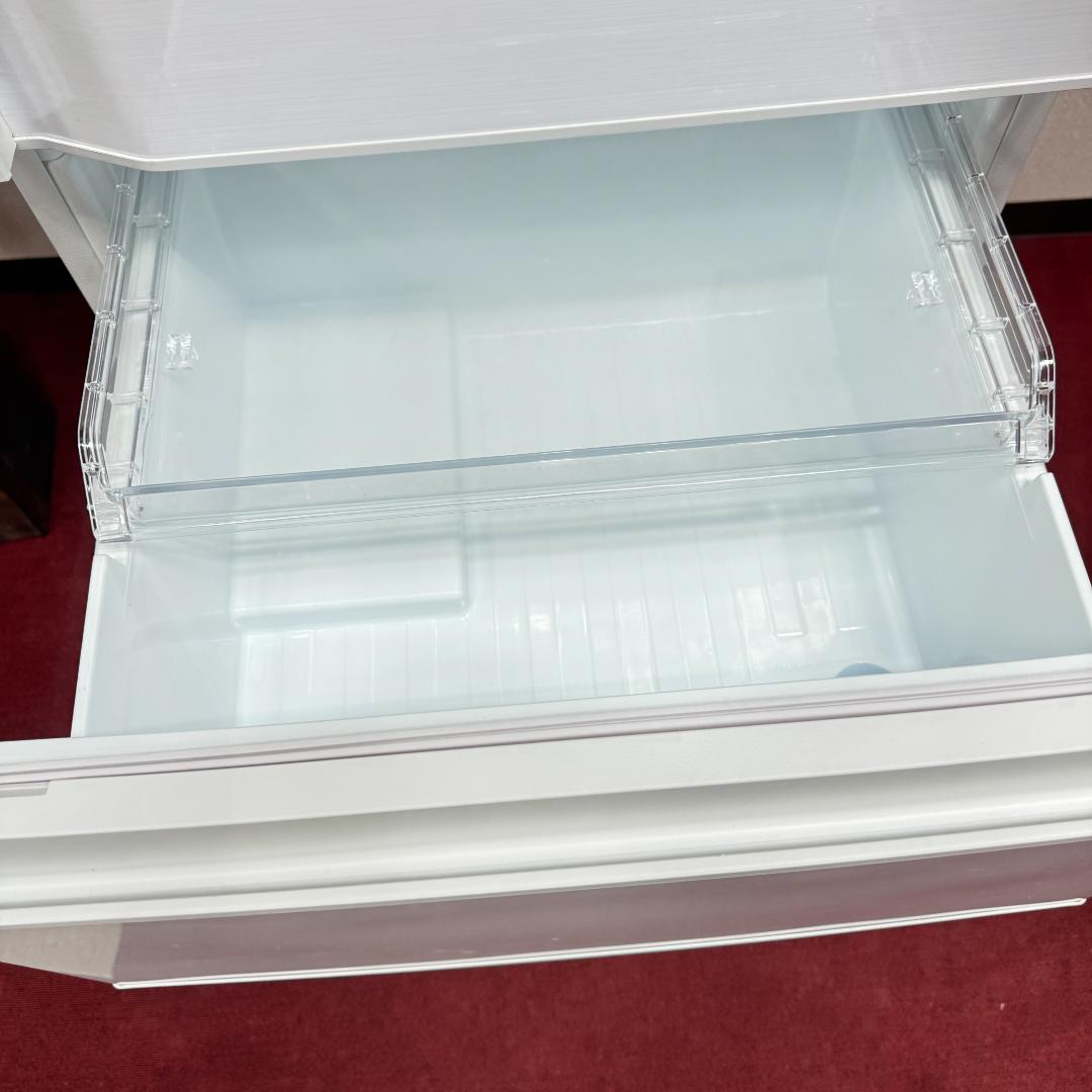 東京23区送料無料　超美品東芝2022年製3ドア冷蔵庫326L　洗浄/除菌済み