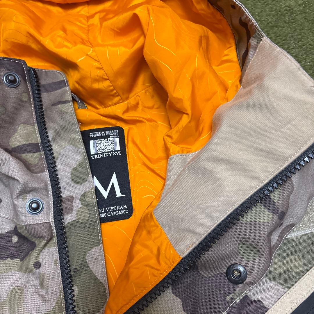 BURTON バートン トリプルネーム スノーボードウェア ワッペンなし