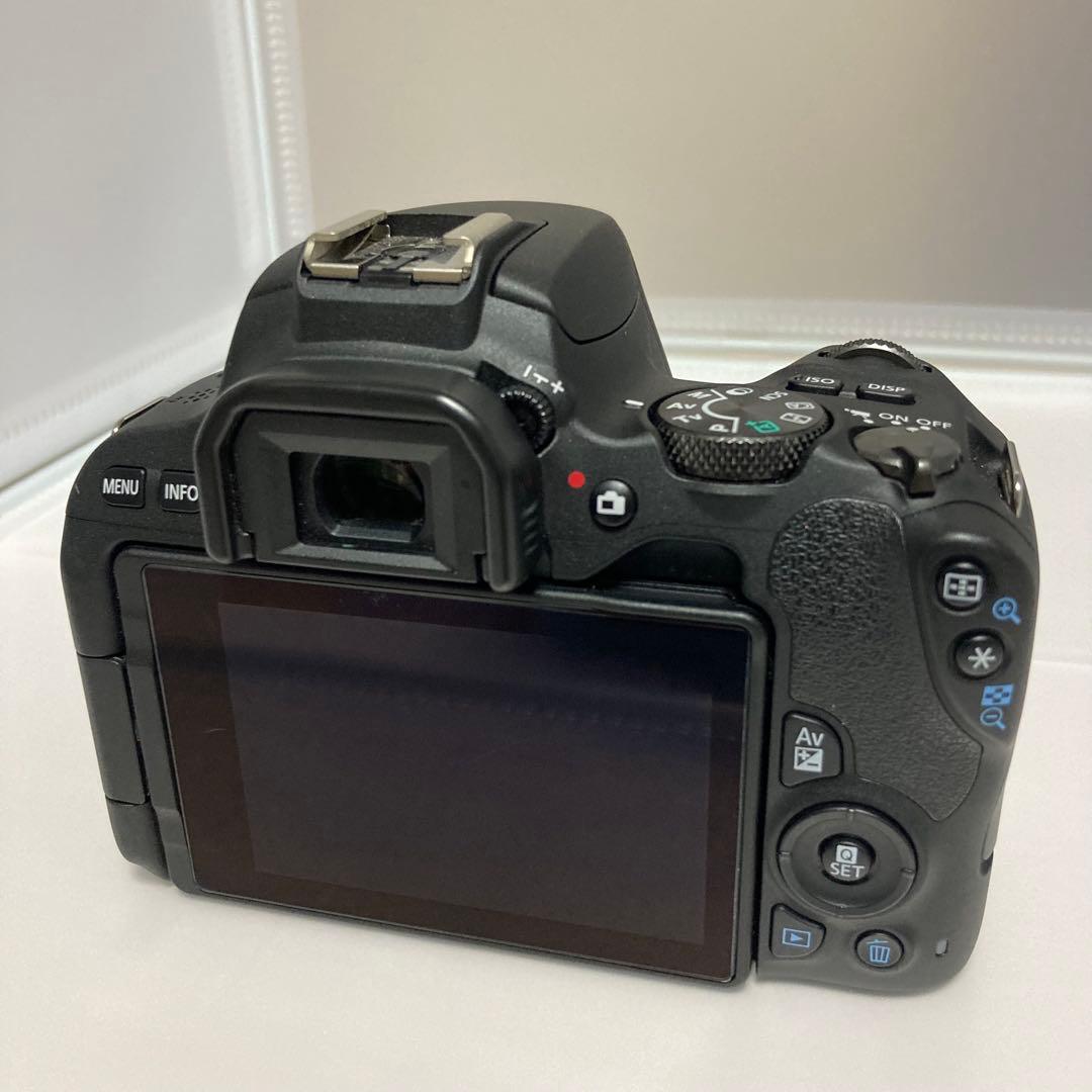 【美品】Canon EOS Kiss X9 レンズキット + 付属品