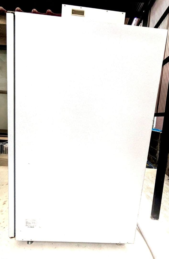 アグリストッカーAGR-850EX。玄米保管庫、小型玄米保冷庫、農作物保管庫