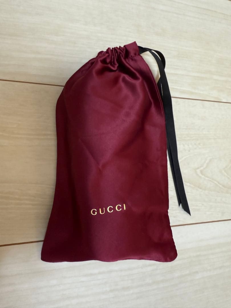 GUCCI ブラック オーバーサイズサングラス ケース付き　GUCCI正規店購入