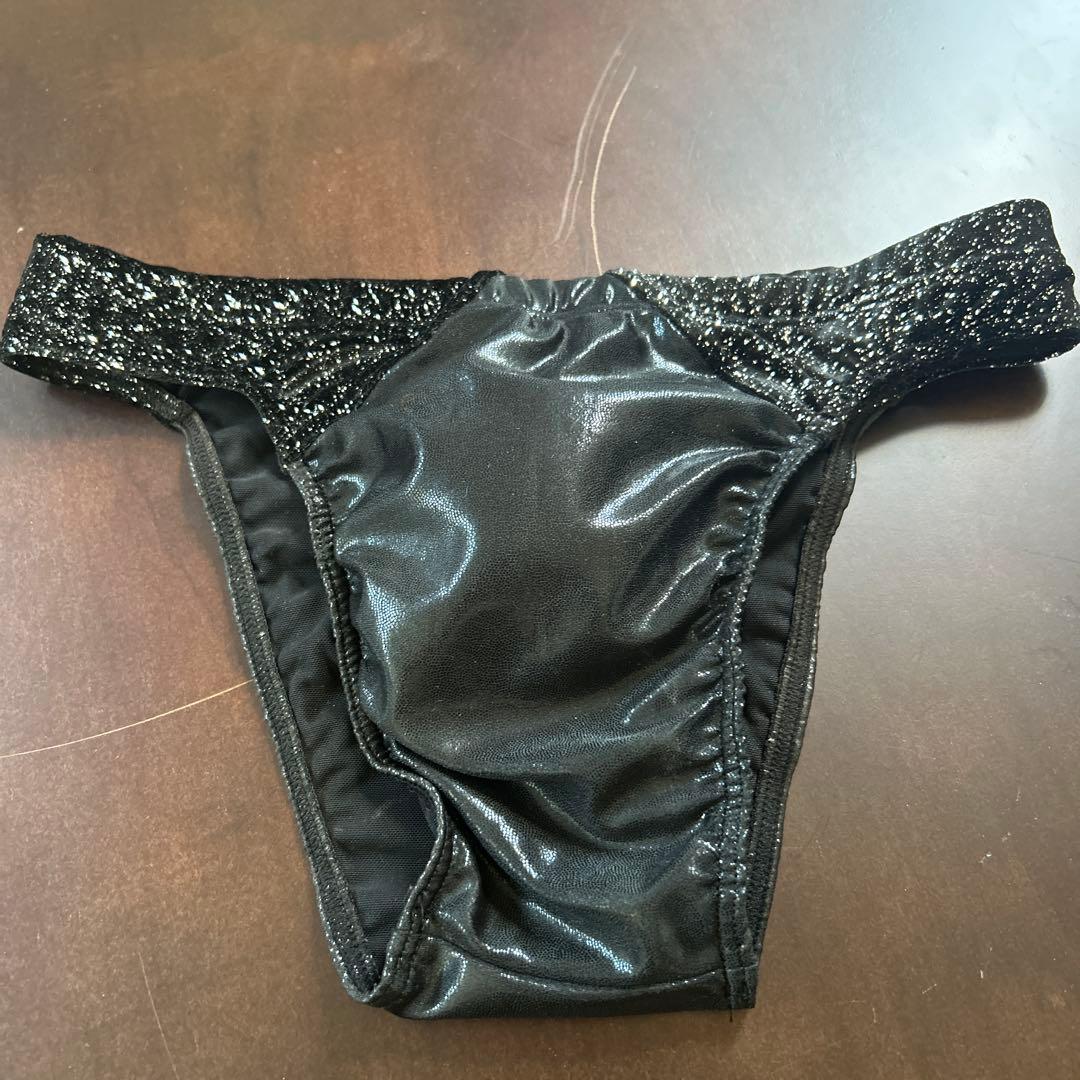 スポーツモデルorスタイリッシュガイ 規定パンツ