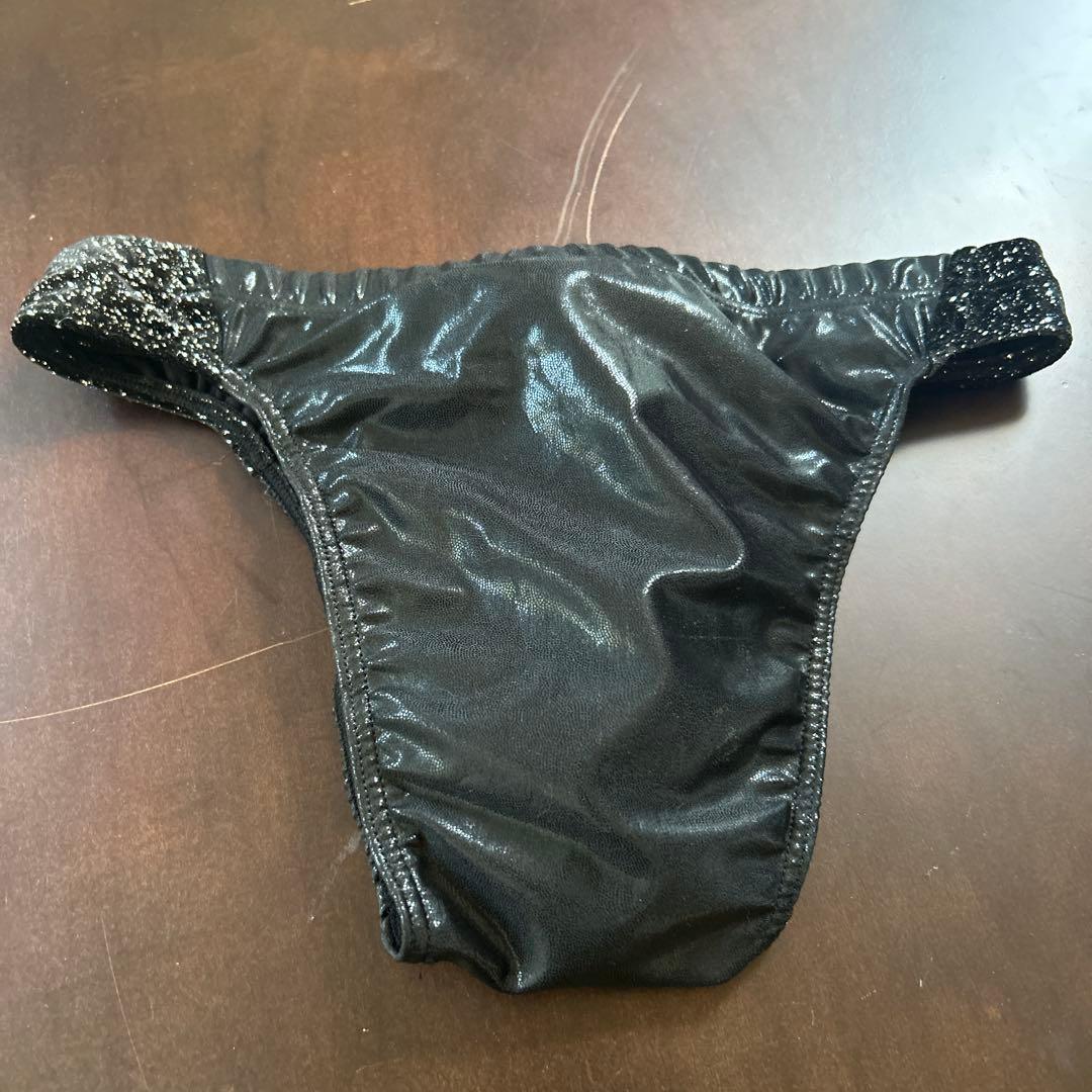 スポーツモデルorスタイリッシュガイ 規定パンツ