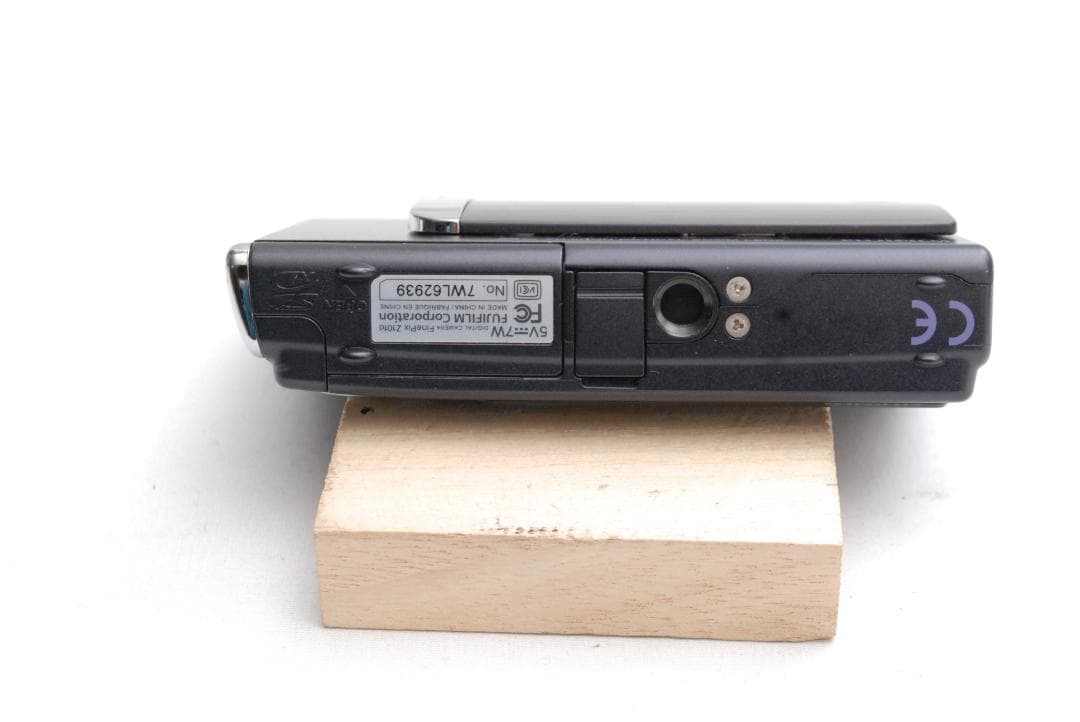 FUJIFILM FinePix Z10fd (良品）