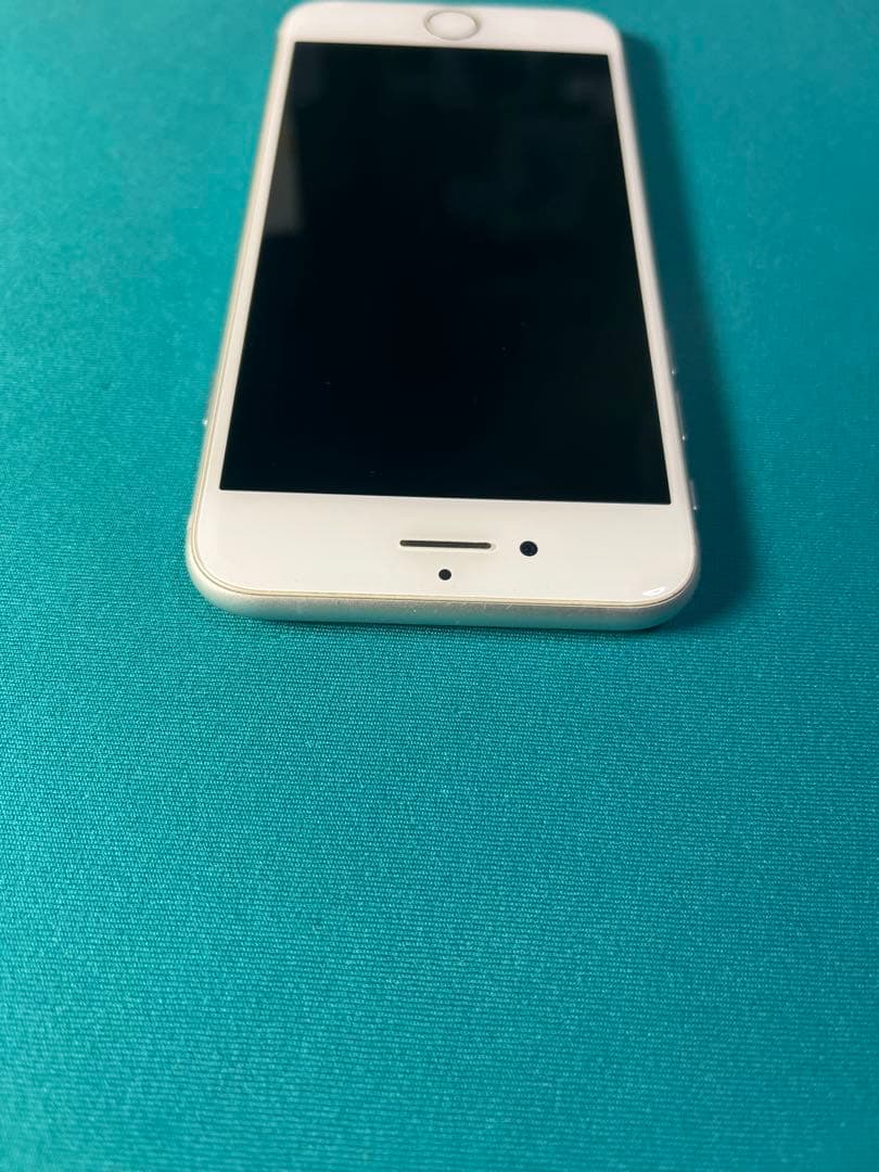 iPhone8 ホワイト　64G