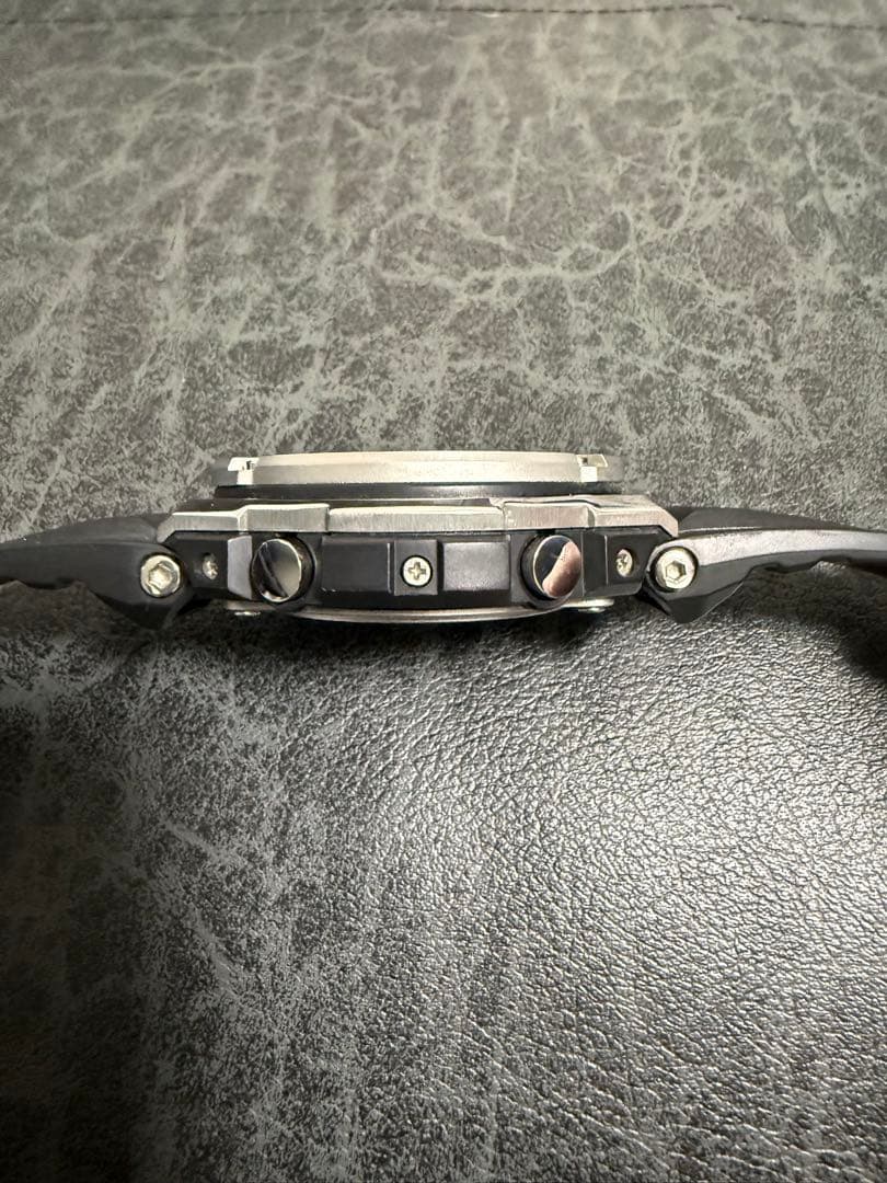 G-SHOCK GST-W110 ソーラー充電 腕時計