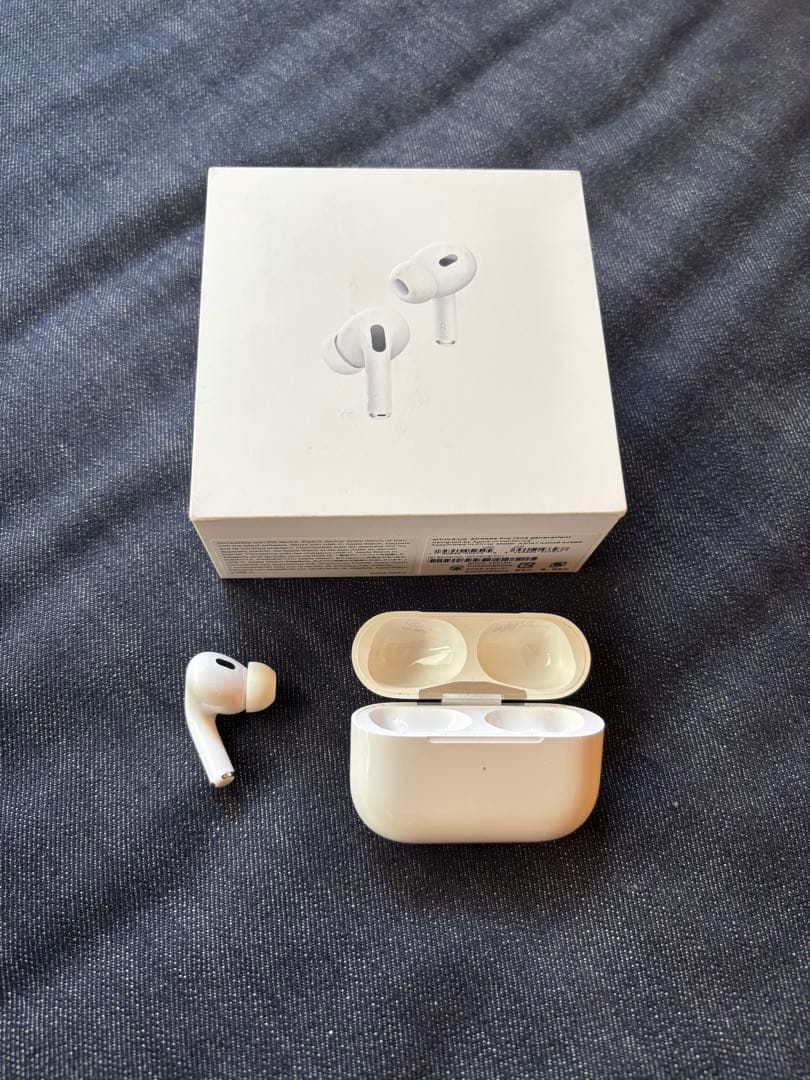 Apple正規品のAirPods Pro第2世代　（片側のみ）