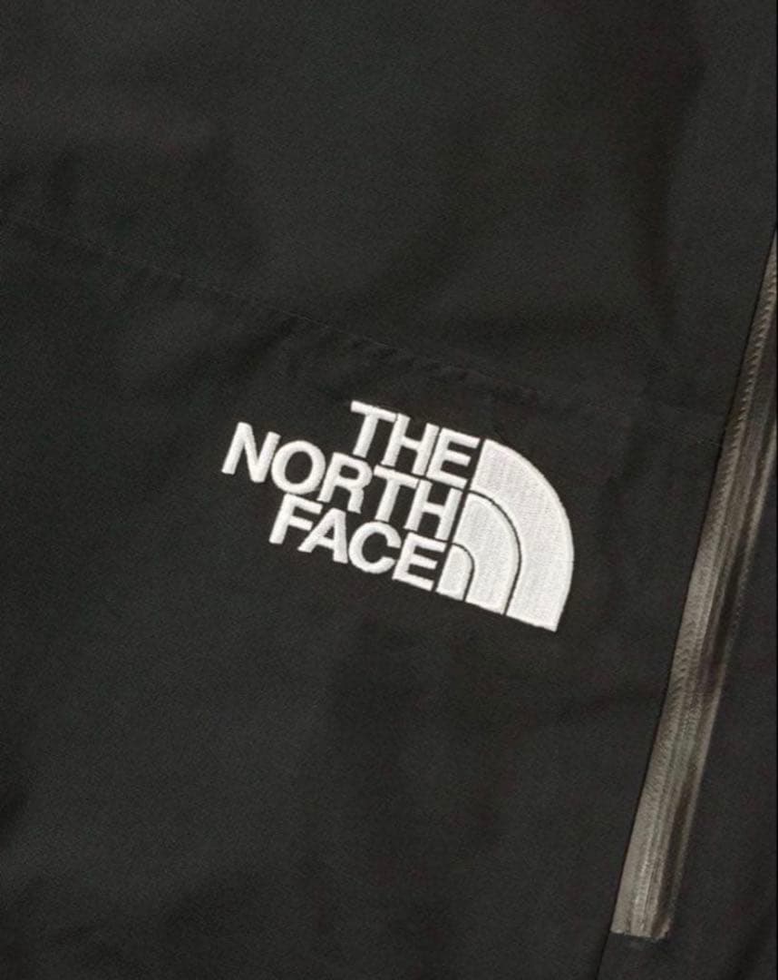 新品タグ付　Mサイズ　ノースフェイス　シュカブラ　スキー　スノーボード　パンツ