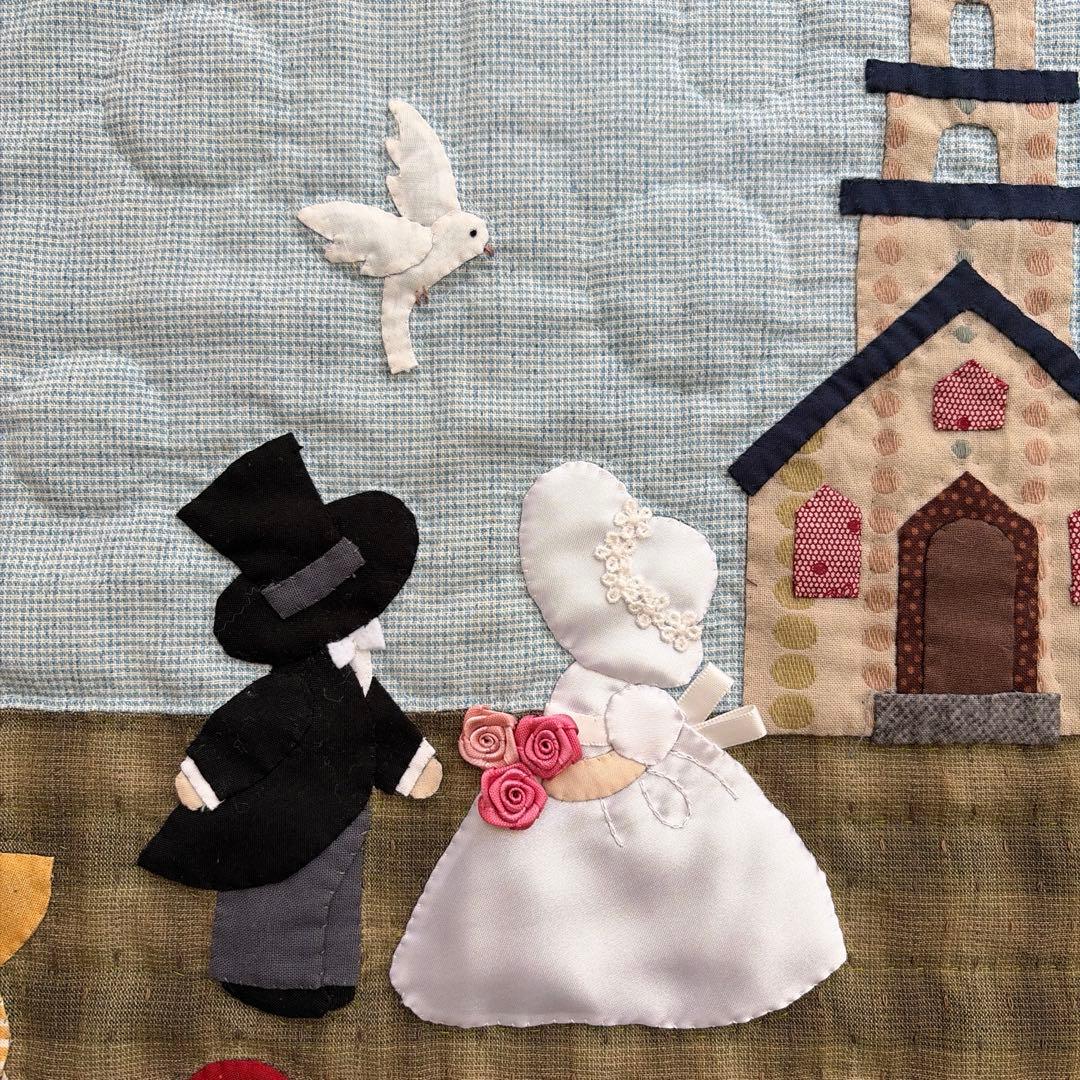 パッチワークタペストリー　スーちゃん　キルト