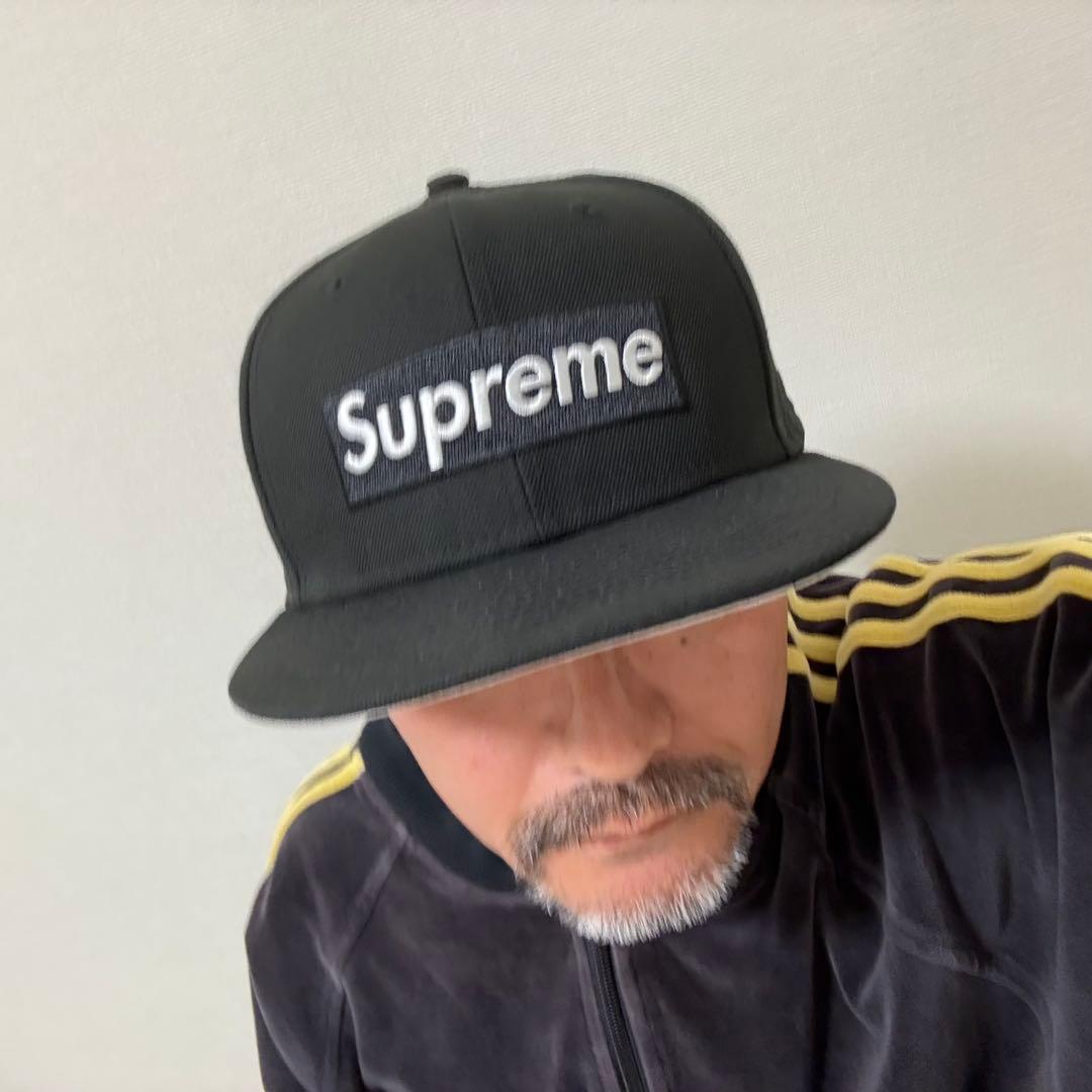 Supreme × NEW ERA ボックスロゴ 6パネルcap 黒 7と5/8