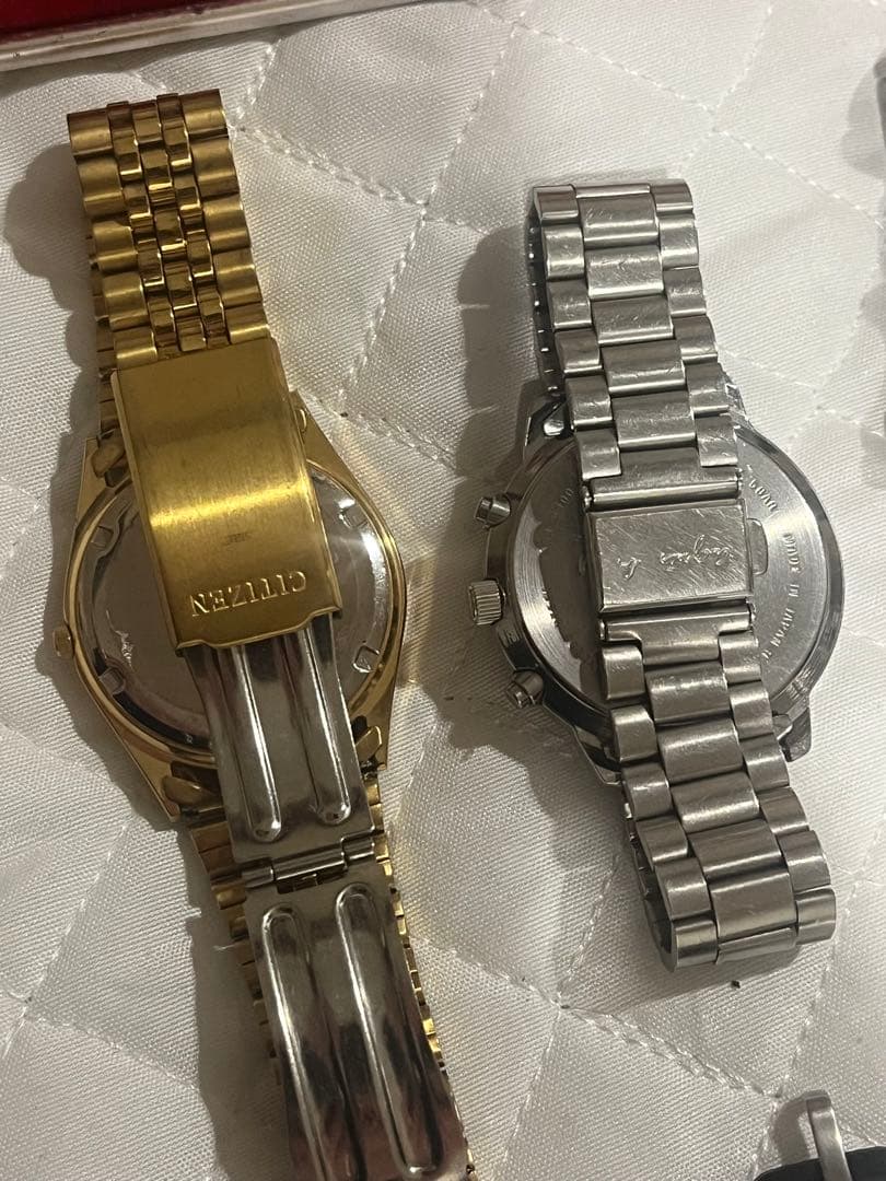 Omega 2個citizen &seiko 箱とストラップ付属。腕時計