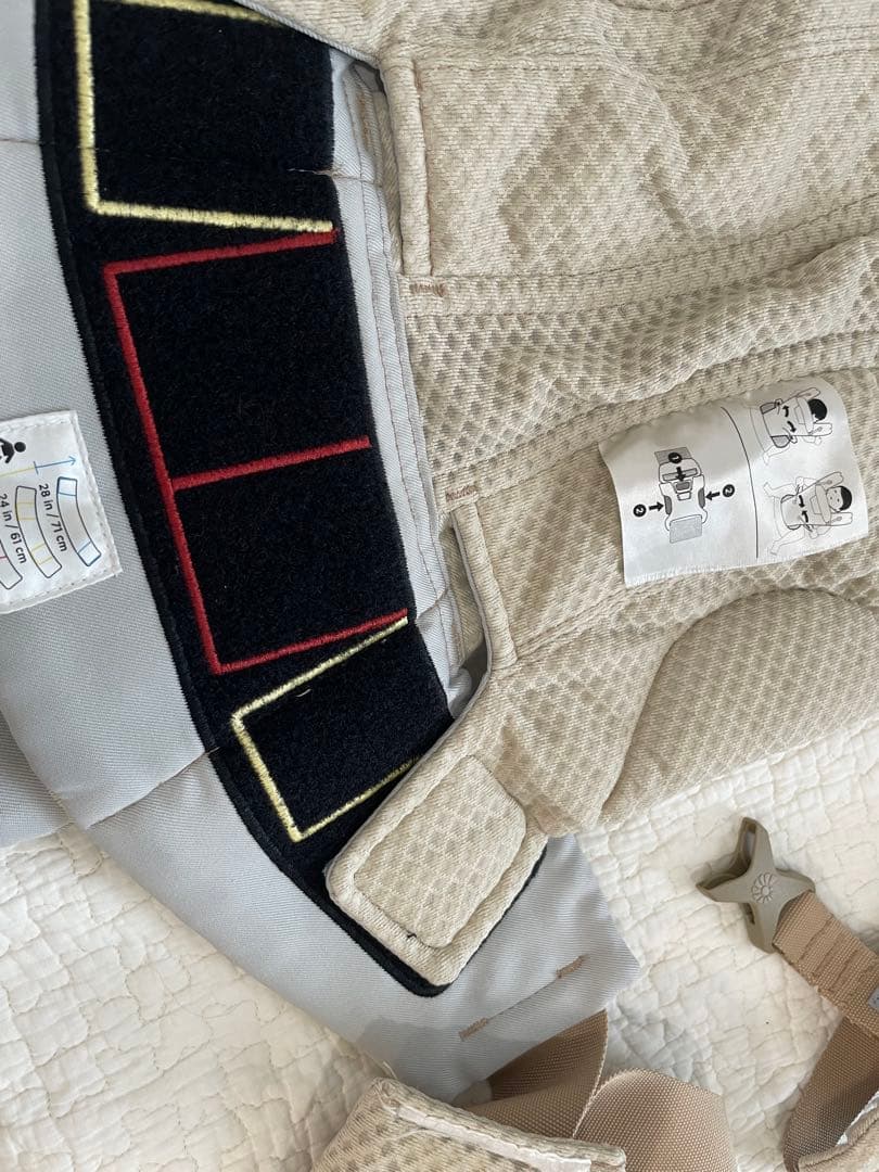 【サンドベージュ】エルゴ　オムニブリーズ　抱っこ紐