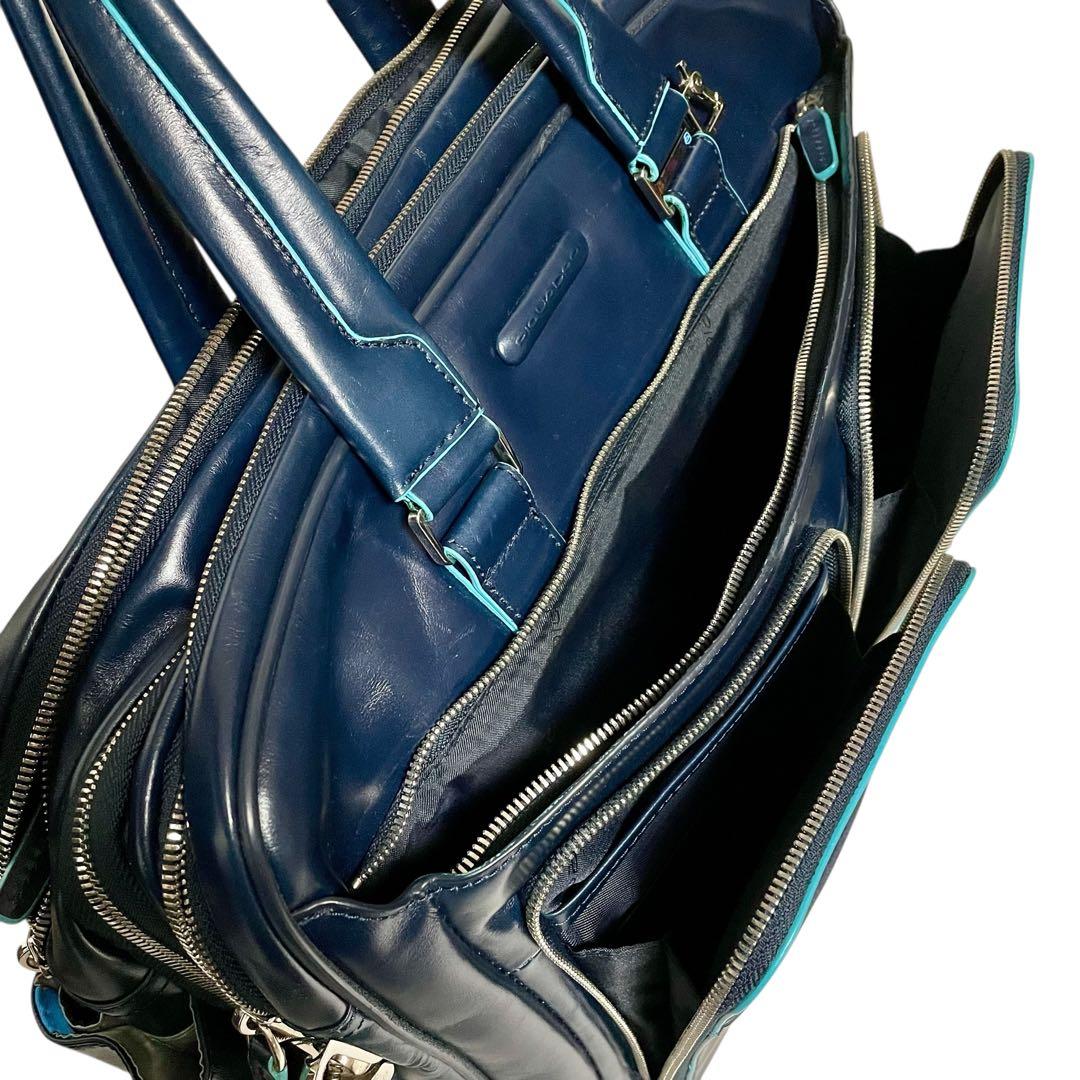 ✨希少美品✨PIQUADRO ブルースクエアコレクション 2wayブリーフケース