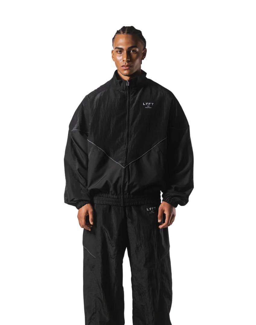 LYFT★黒Ｍ★V-FORM TRACK JACKET、ナイロンジャケット、限定