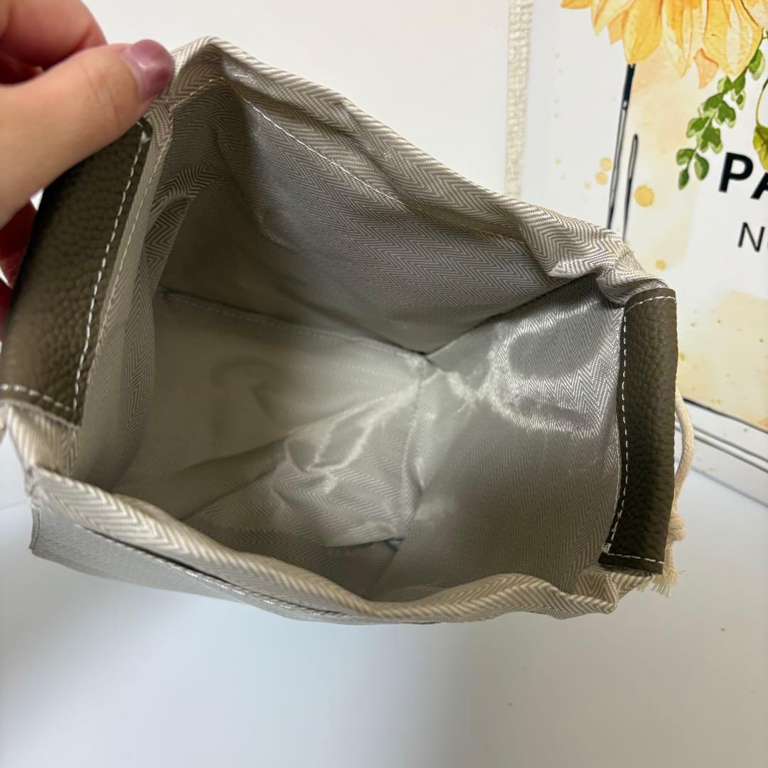 未使用品☆本革キューブバッグ グレージュ インナーバッグ付き　南京錠