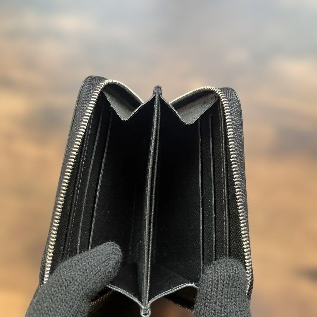 Louis Vuitton エピ　ジッピーパース