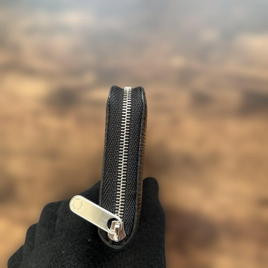 Louis Vuitton エピ　ジッピーパース