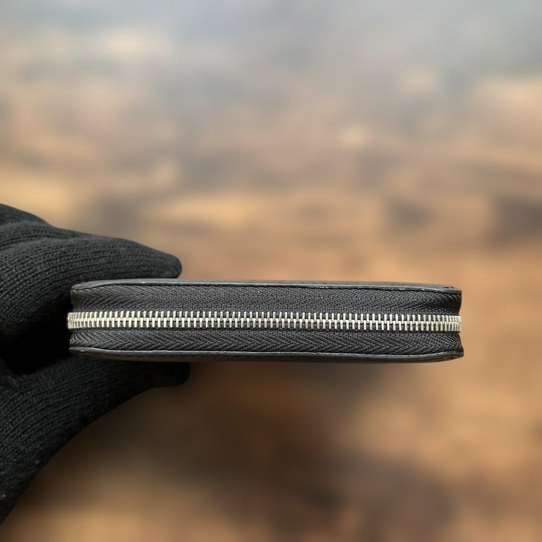 Louis Vuitton エピ　ジッピーパース