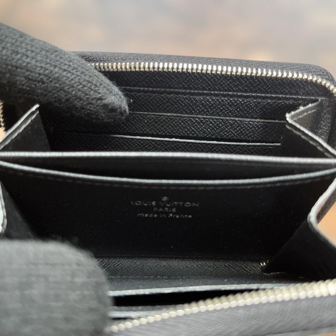 Louis Vuitton エピ　ジッピーパース