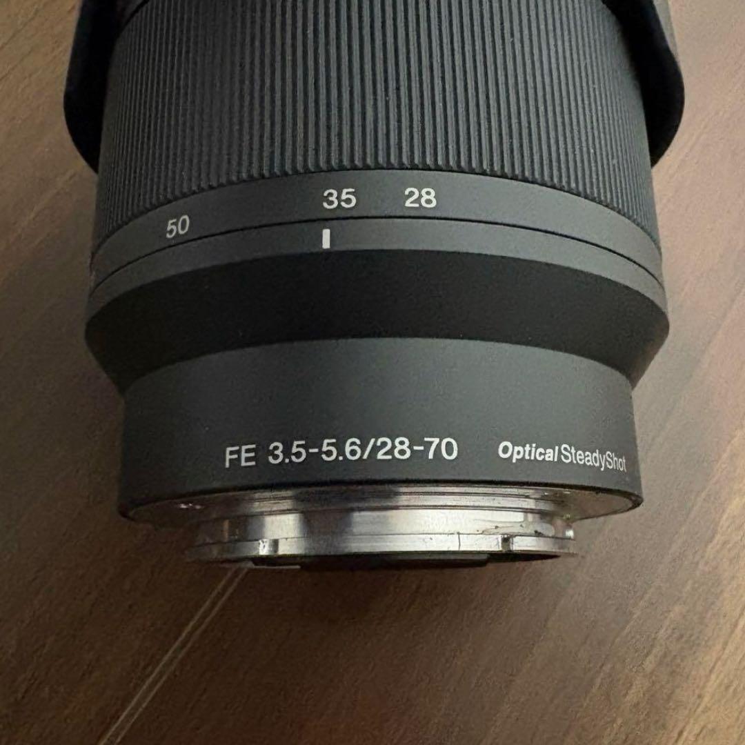 (期間限定値下げ)SONY α7 ミラーレス一眼カメラ　レンズキット
