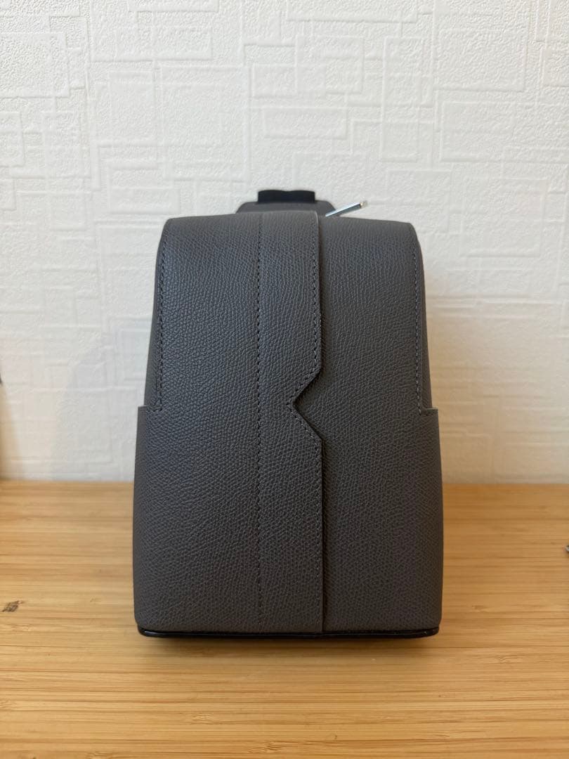 [本日限定]ヴァレクストラ　Vライン ワンショルダー バックパック ミニ