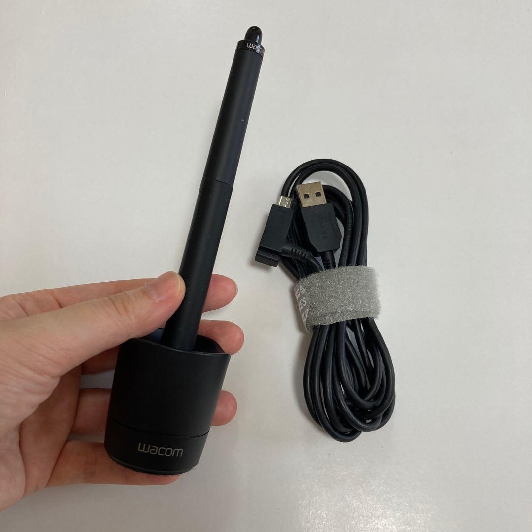 【箱なし】Wacom Intuos Pro PTH-651