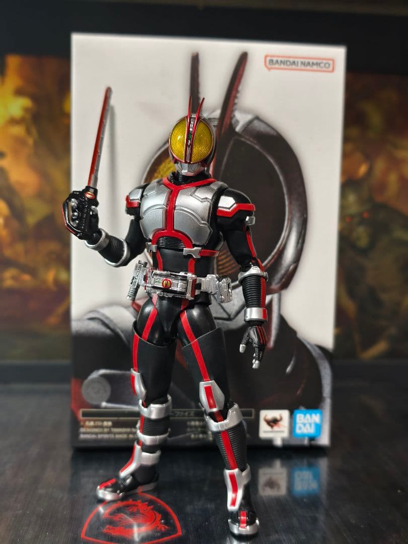 真骨彫　仮面ライダーファイズ　555