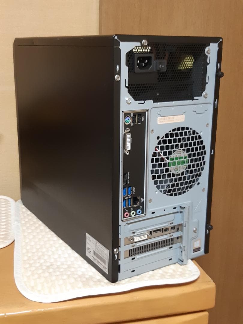自作PC　i5 8400・8GB・SSD128GB・R9 380・Win11
