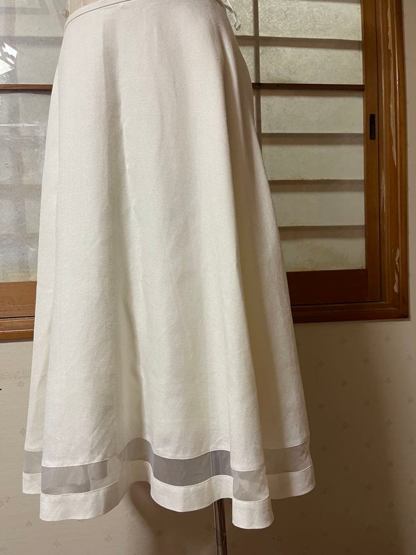 ゆか　　　春夏　ジバンシー　美ライン　スカート