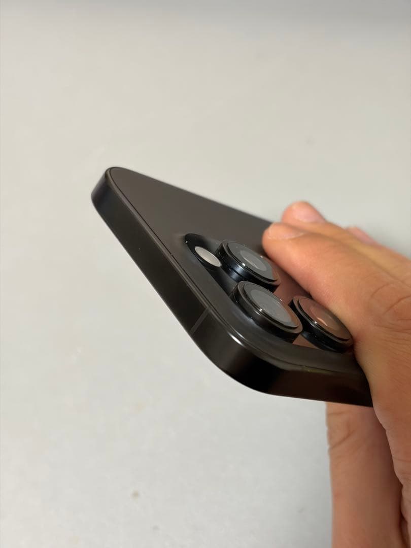 APPLE iPhone16 Pro 512GB ブラックチタニウムSIMフリー