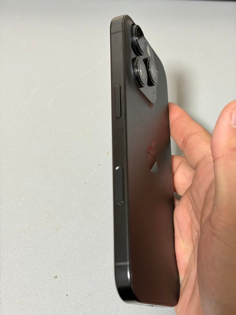 APPLE iPhone16 Pro 512GB ブラックチタニウムSIMフリー