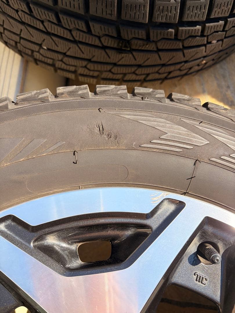 送料込み！SKフォレスター ヨコハマ17インチ スタッドレスタイヤ&ホイール