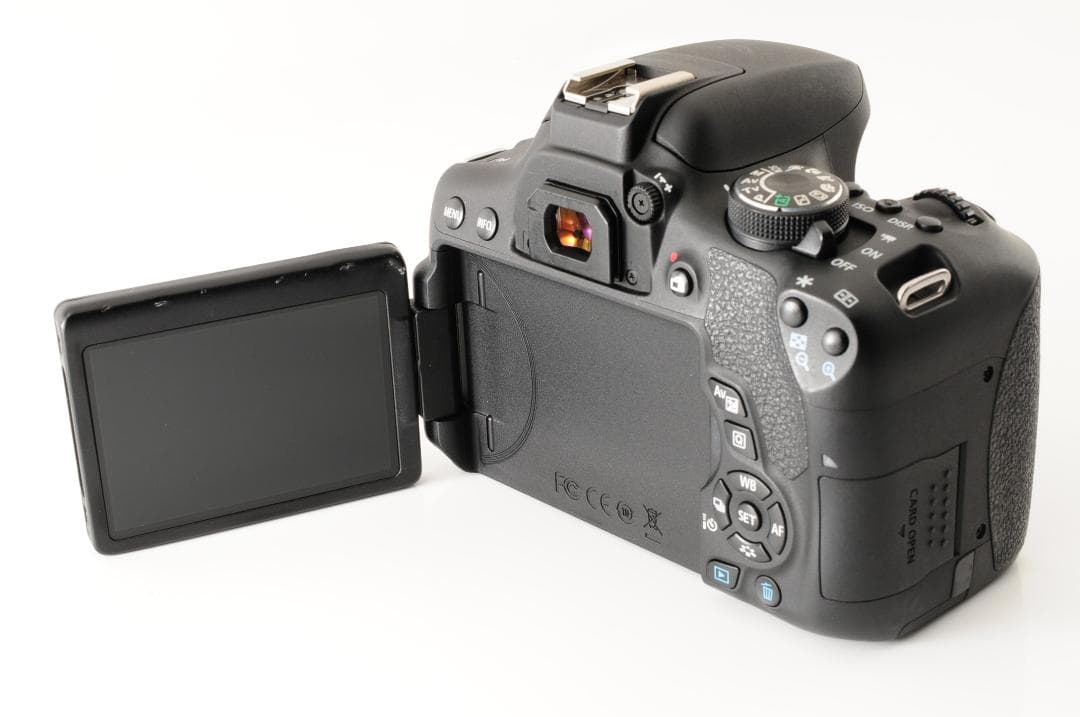 [美品] キャノン Canon EOS Kiss X8i レンズキット