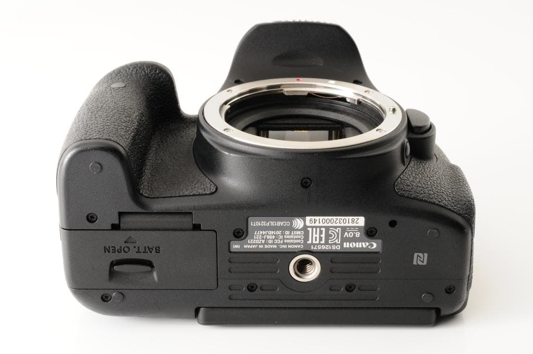 [美品] キャノン Canon EOS Kiss X8i レンズキット