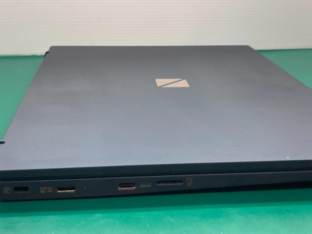 y*⸍様 NEC LAVIE Pro Mobile 11世代i5/Office2