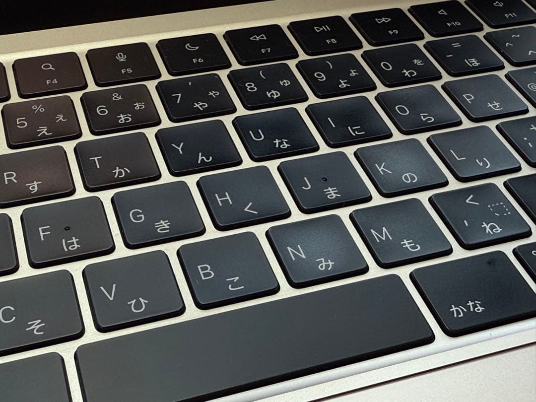 MacBook Air M2 13インチ スターライト充電器付き