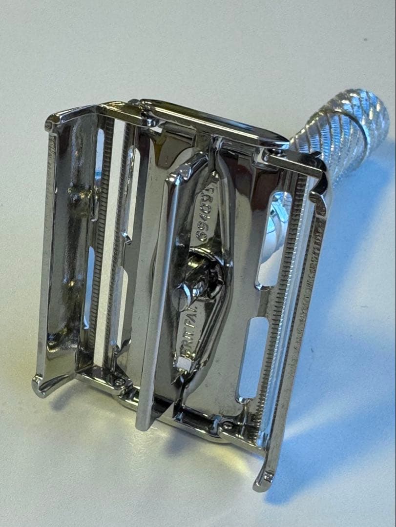 Gillette aristocrat オールドジレット 両刃カミソリ