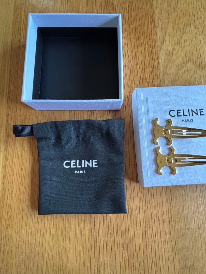 CELINE ゴールド ヘアクリップ 専用ポーチ付き