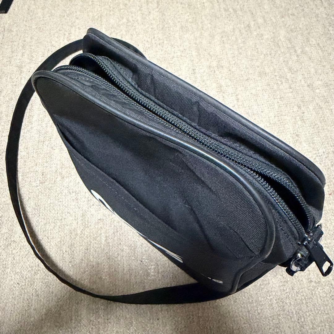 CDG ショルダーバッグ