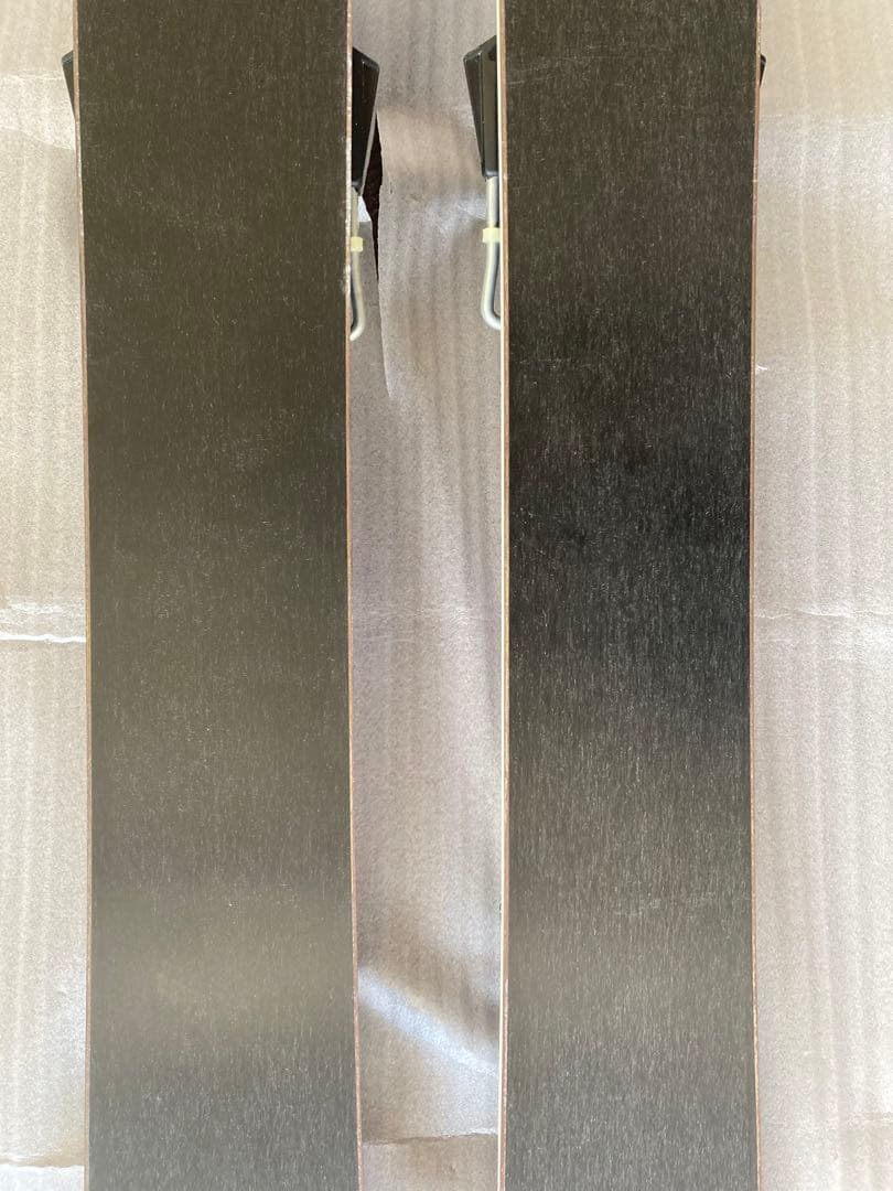 【未使用・美品】ショートスキー(ファン)ボードと解放ビィンディング のセット