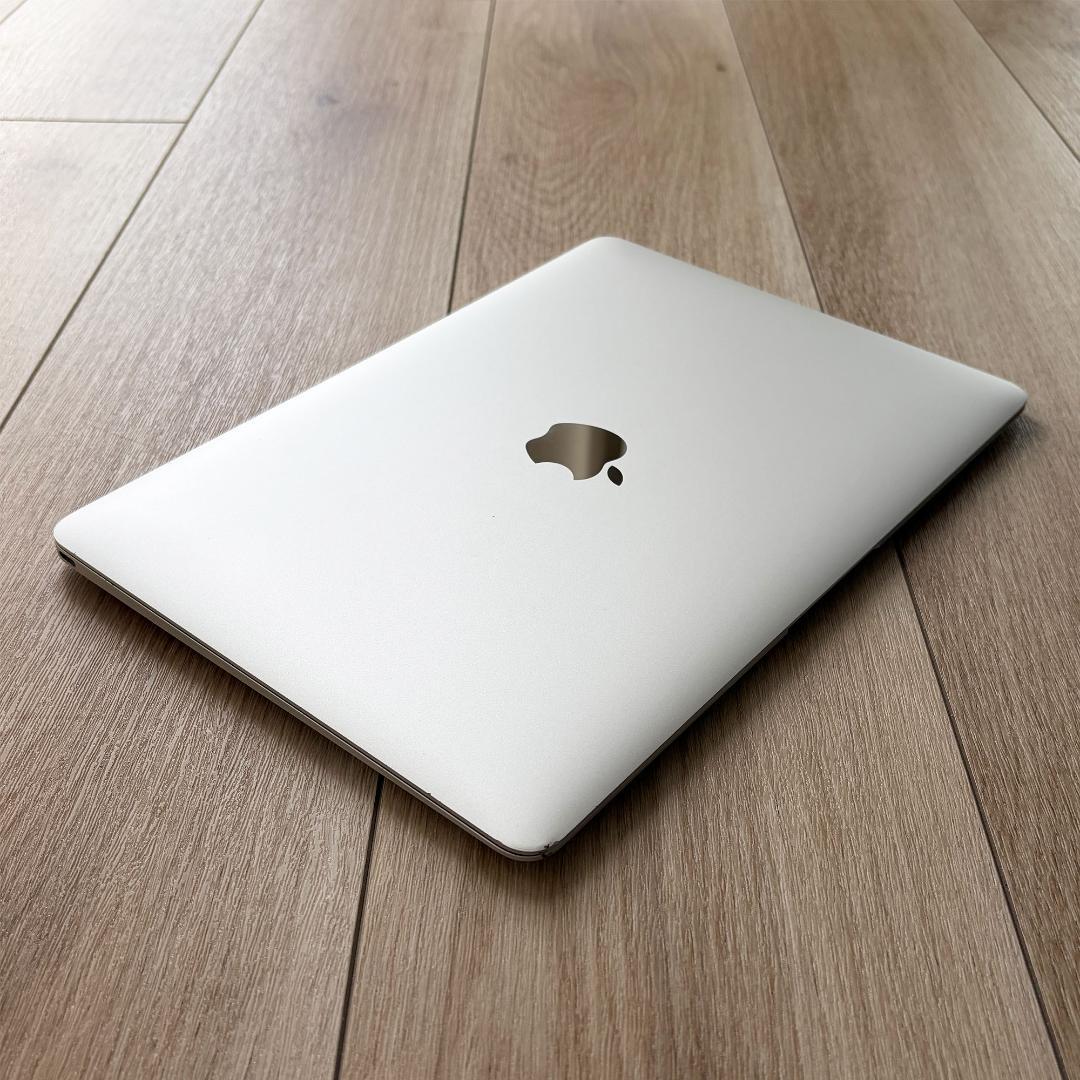 MacBook12 2017 8GB/256GB シルバー