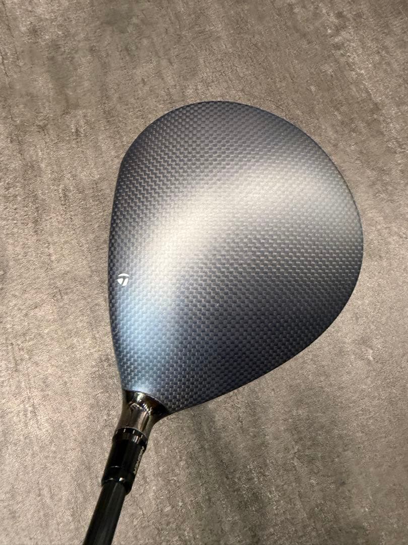 テーラーメイド　QI35LS 9度　ヘッドカバー付き