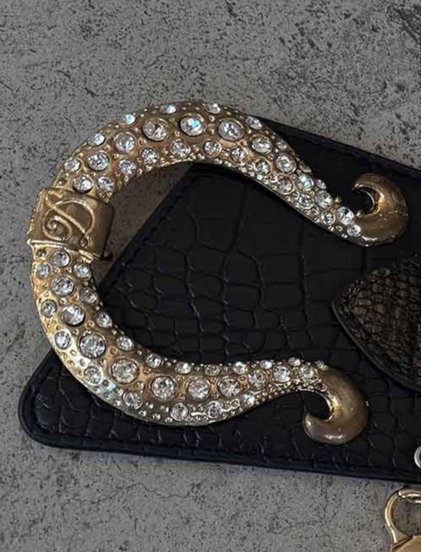 d.i.a Y2K ベルト　オメガバックル